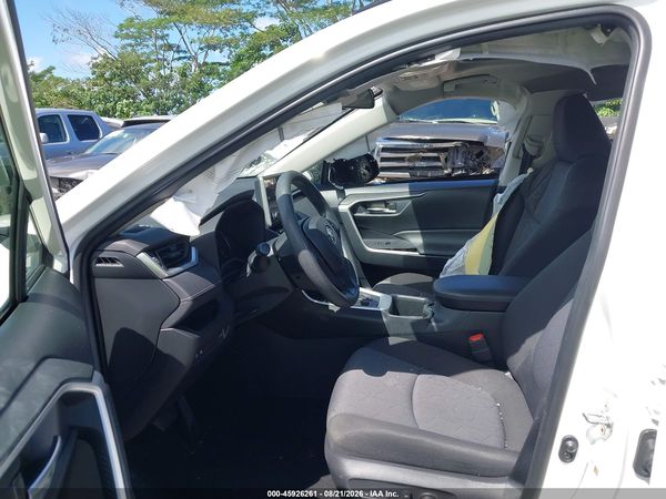 2023 TOYOTA RAV4 XLE — I5