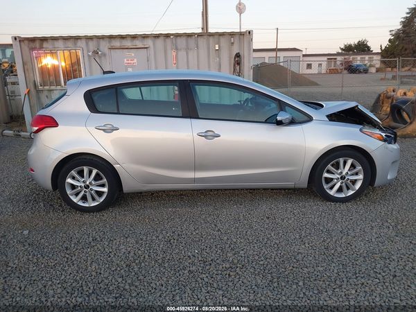 2017 KIA FORTE LX