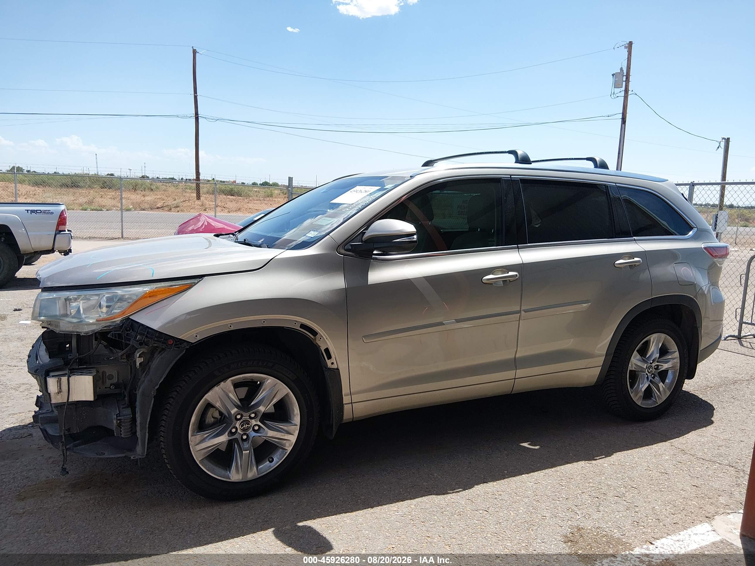 2016 TOYOTA HIGHLANDER LIMITED V6