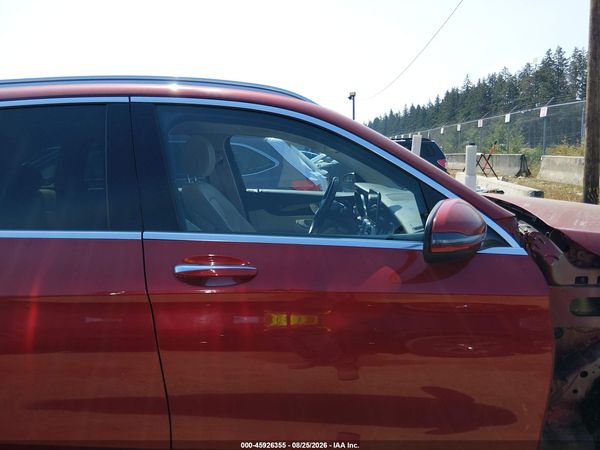 2016 MERCEDES-BENZ GLC 300 4MATIC