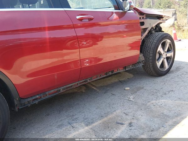 2016 MERCEDES-BENZ GLC 300 4MATIC