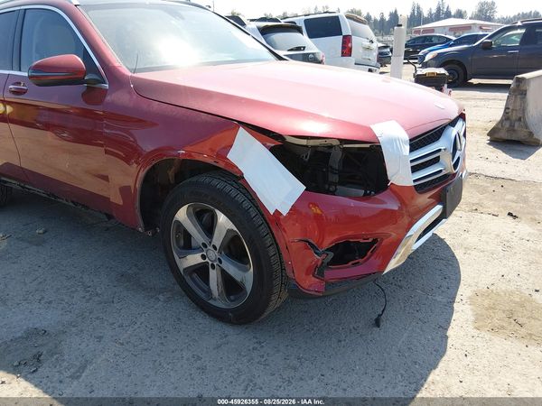 2016 MERCEDES-BENZ GLC 300 4MATIC