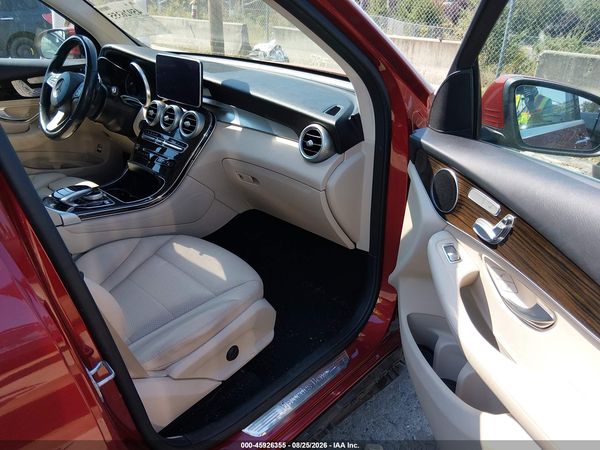 2016 MERCEDES-BENZ GLC 300 4MATIC