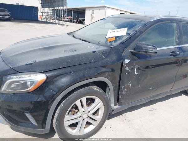 2015 MERCEDES-BENZ GLA 250 GLA250
