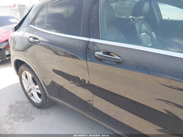 2015 MERCEDES-BENZ GLA 250 GLA250