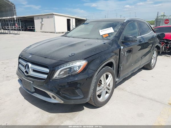 2015 MERCEDES-BENZ GLA 250 GLA250