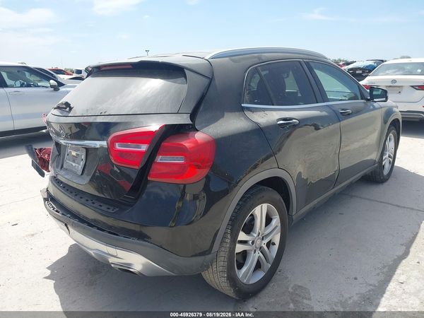2015 MERCEDES-BENZ GLA 250 GLA250