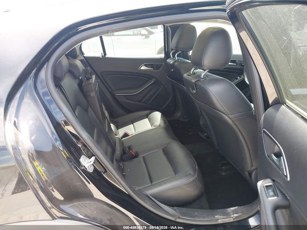 2015 MERCEDES-BENZ GLA 250 GLA250