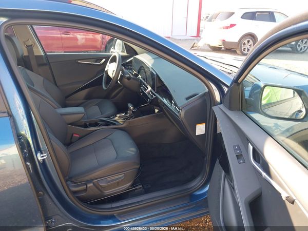 2025 KIA NIRO EX