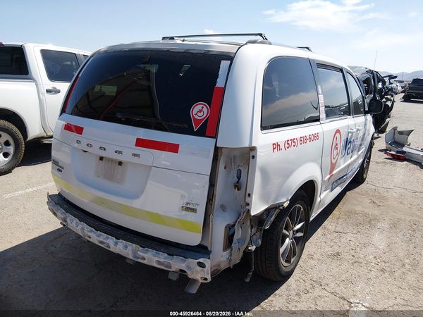2017 DODGE GRAND CARAVAN SXT — I4