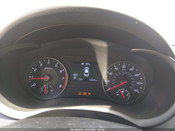 2019 KIA STINGER Base — I7