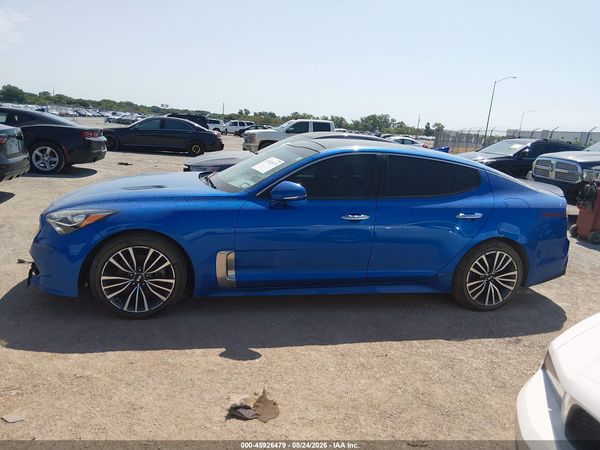 2019 KIA STINGER Base — I117