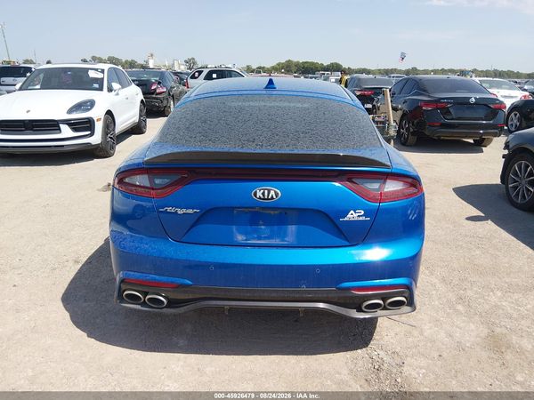 2019 KIA STINGER Base — I119