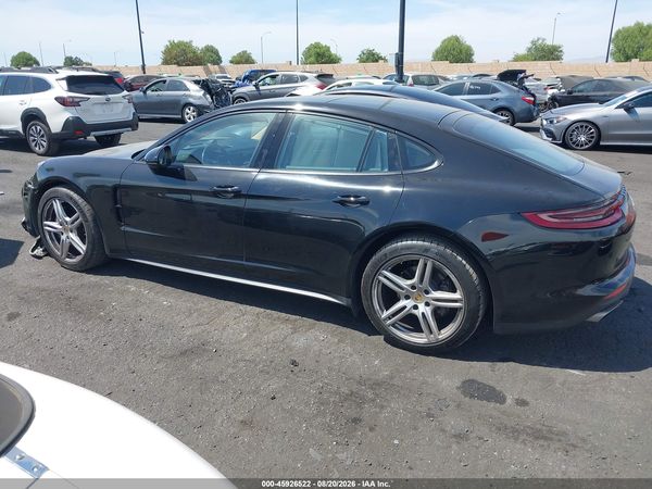 2017 PORSCHE PANAMERA 4
