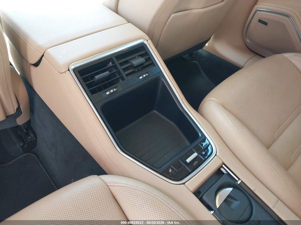 2017 PORSCHE PANAMERA 4