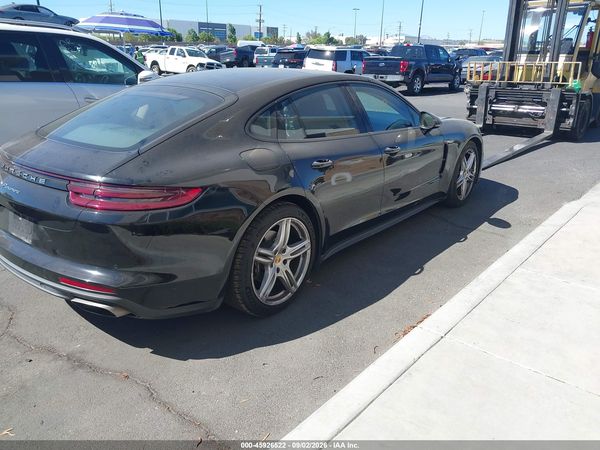2017 PORSCHE PANAMERA 4