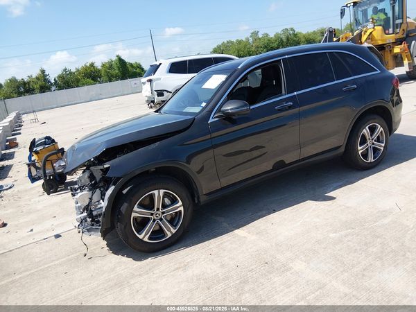 2022 MERCEDES-BENZ GLC 300 — I2