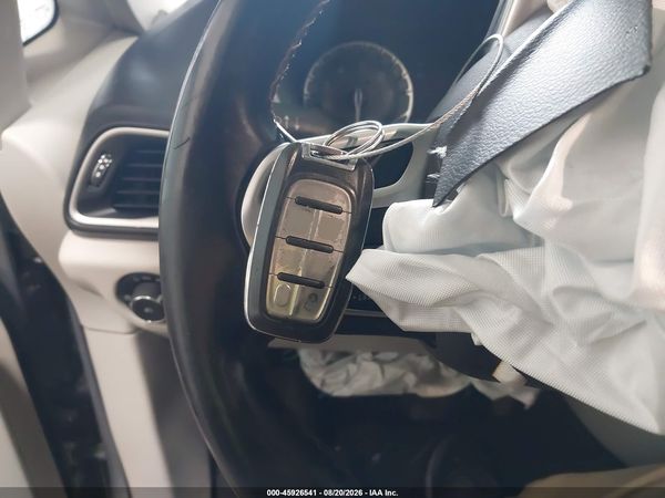 2018 CHRYSLER PACIFICA TOURING L — I11