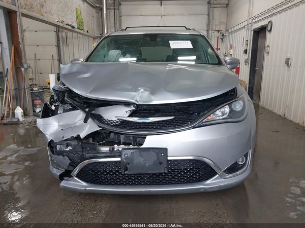 2018 CHRYSLER PACIFICA TOURING L — I115