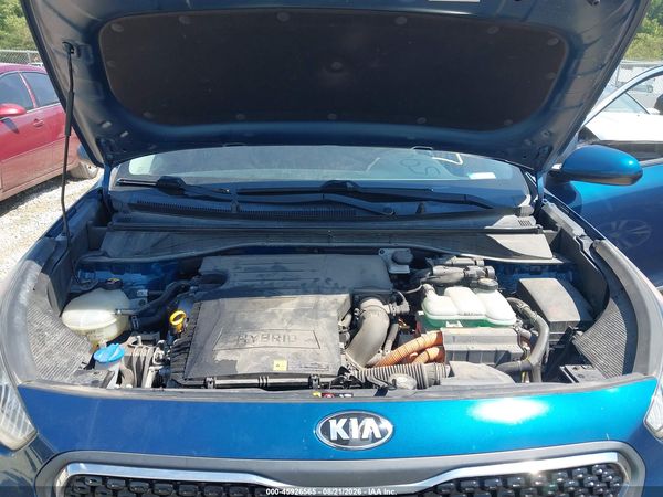 2017 KIA NIRO LX