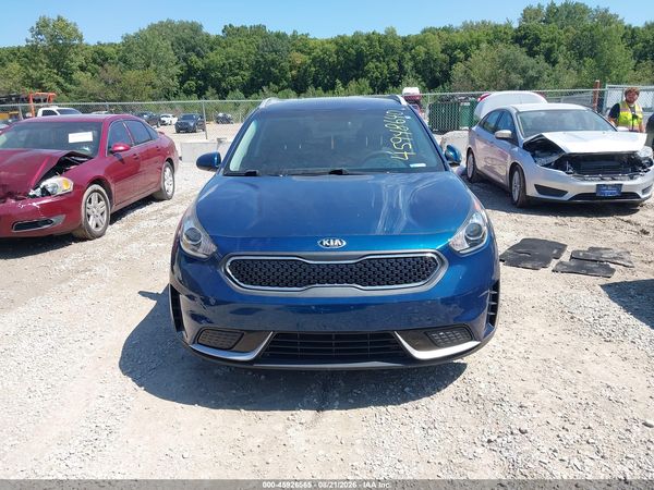 2017 KIA NIRO LX