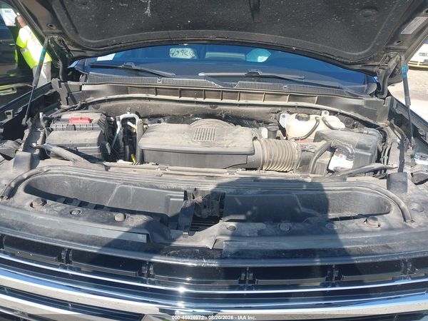 2024 CHEVROLET SUBURBAN 4WD LT — I10