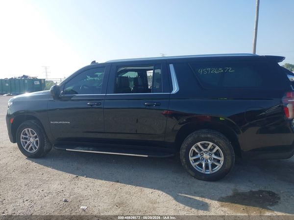 2024 CHEVROLET SUBURBAN 4WD LT — I117