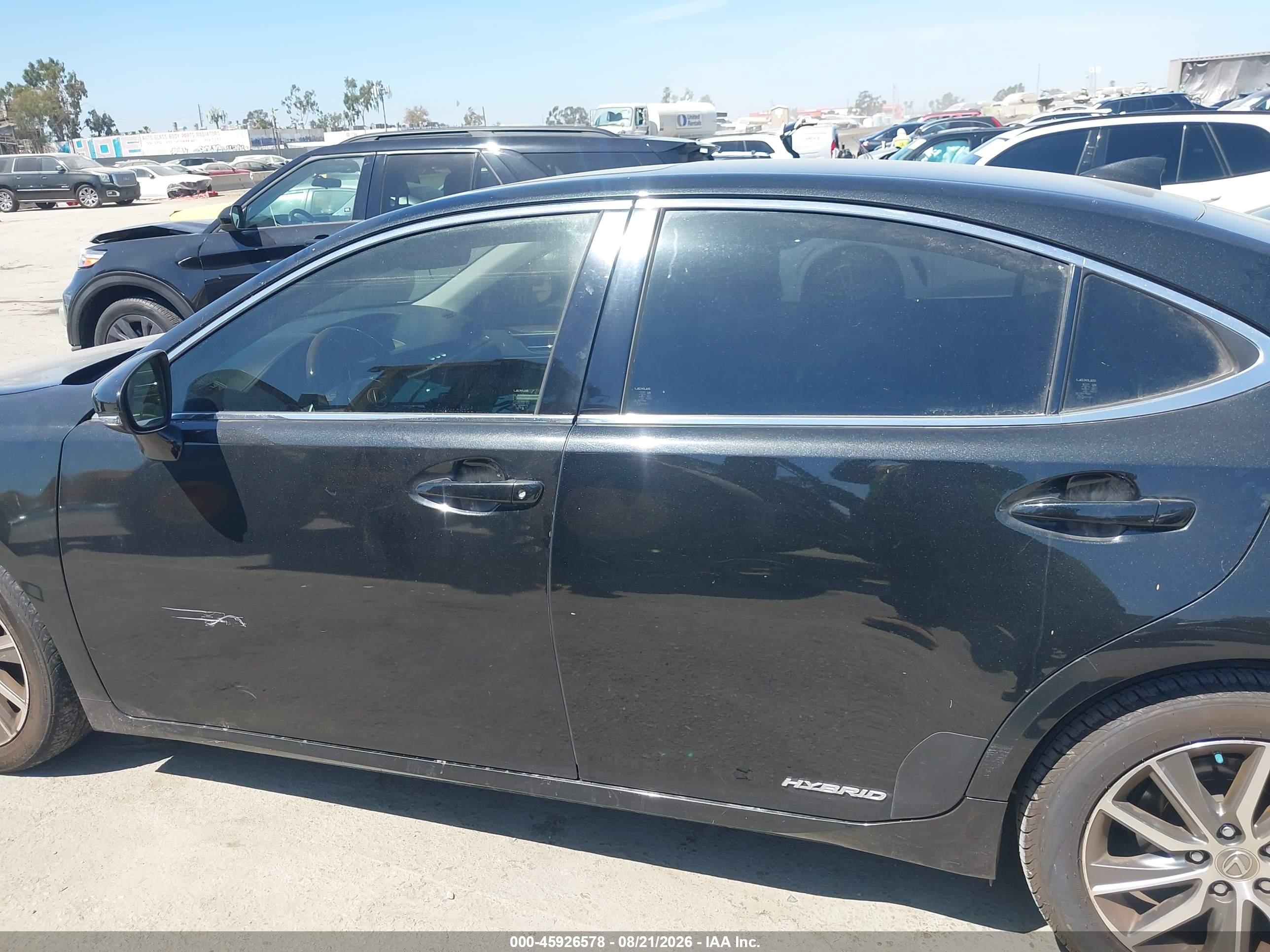 2016 LEXUS ES 300H