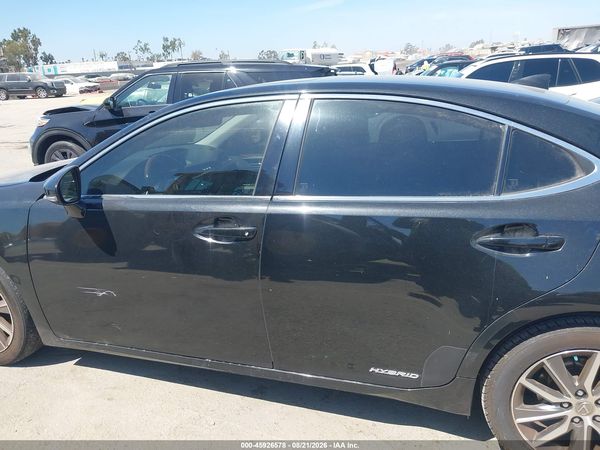 2016 LEXUS ES 300H
