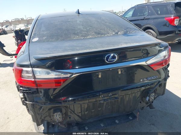 2016 LEXUS ES 300H