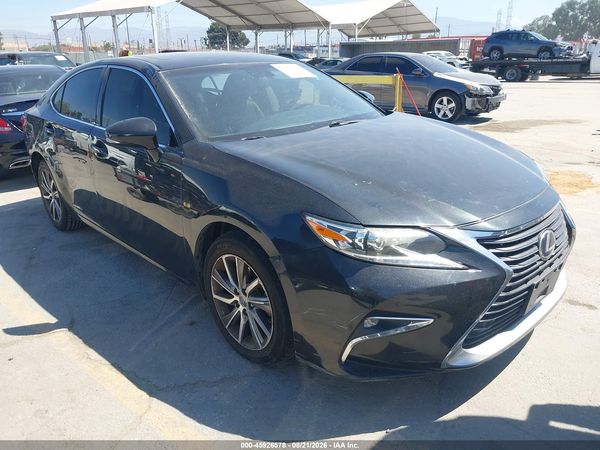 2016 LEXUS ES 300H