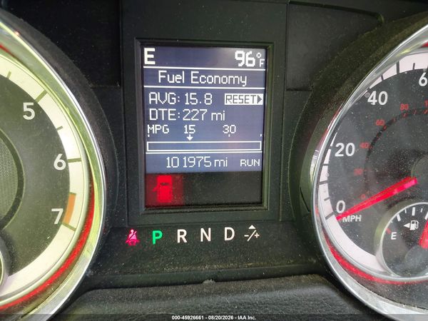 2013 DODGE GRAND CARAVAN SXT — I7