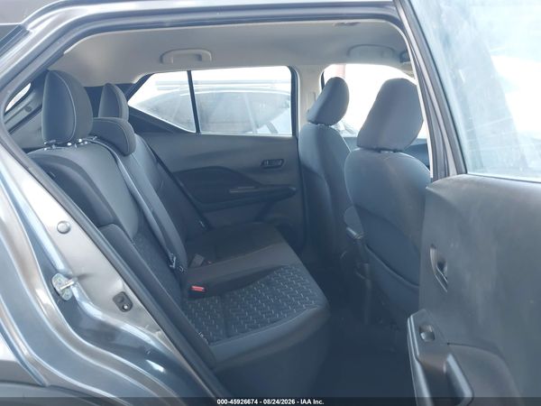 2021 NISSAN KICKS S XTRONIC CVT — I8