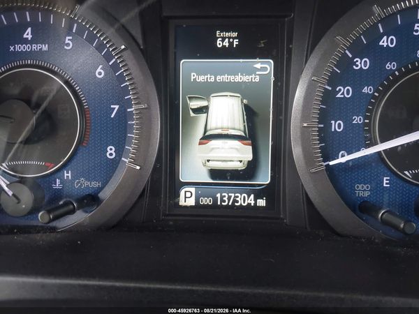 2019 TOYOTA SIENNA LE 8 PASSENGER — I118