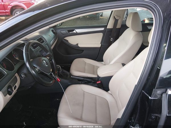 2017 VOLKSWAGEN JETTA 1.4T SE — I5
