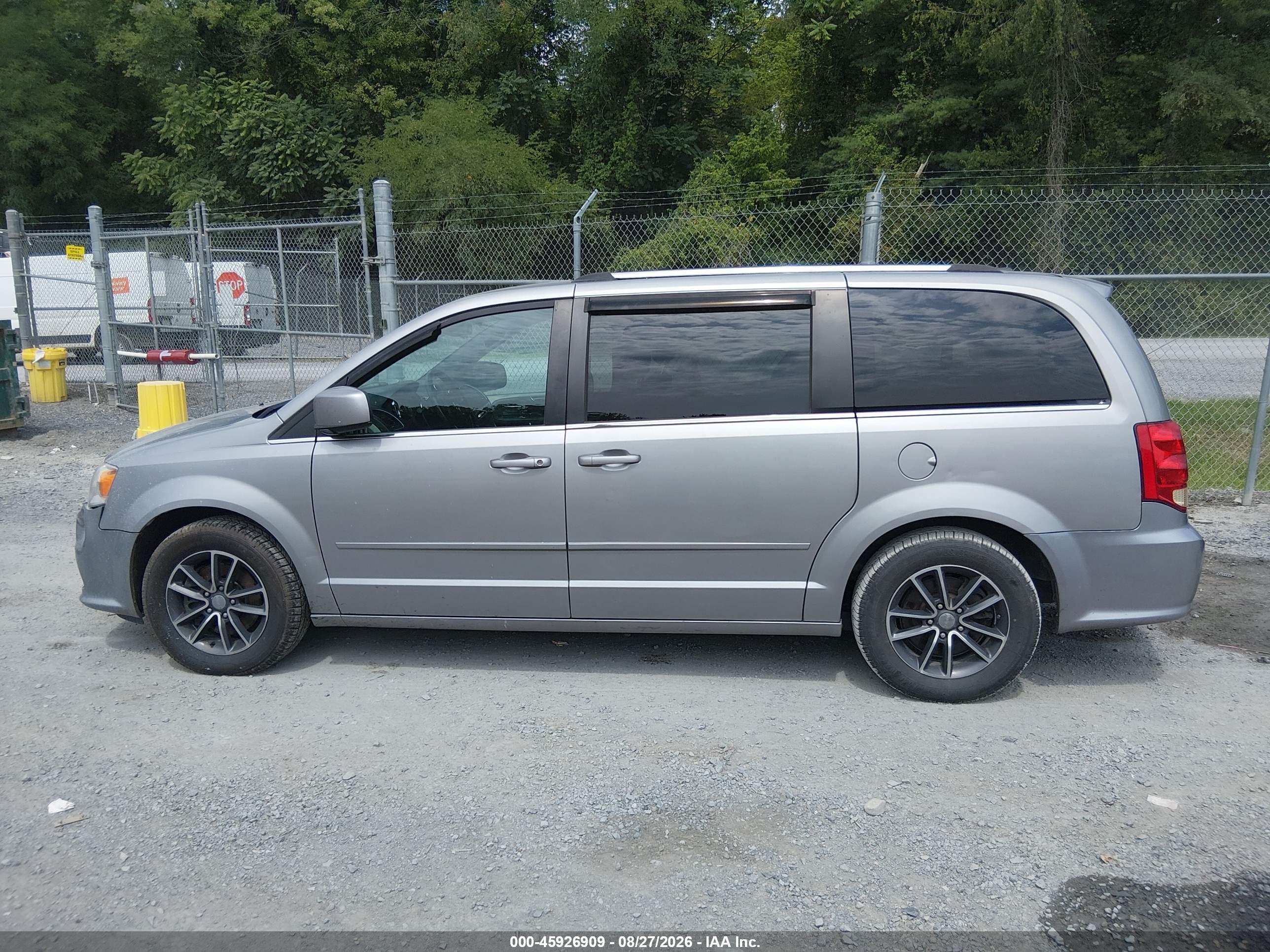2017 DODGE GRAND CARAVAN SXT