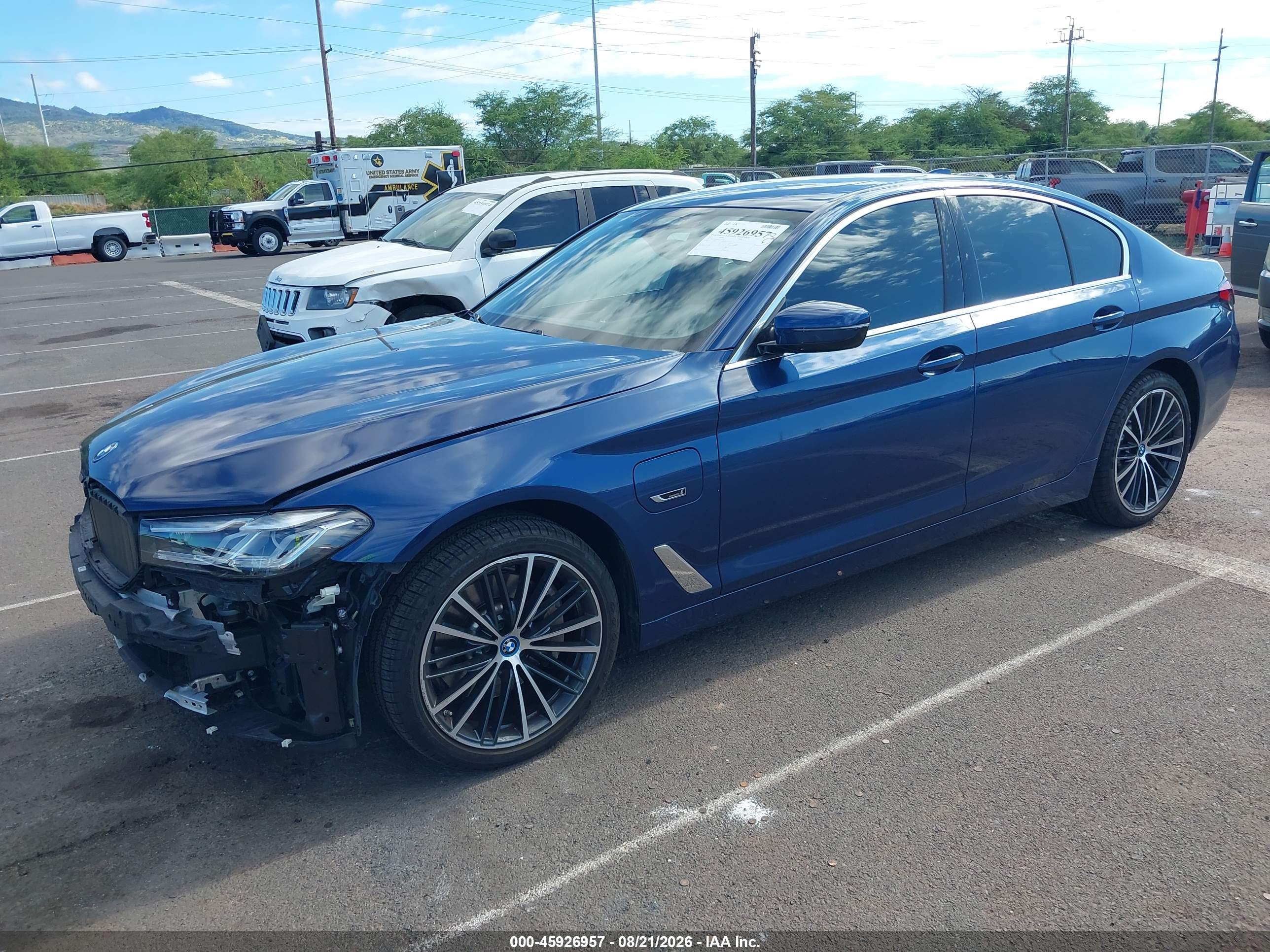 2022 BMW 530E — I2
