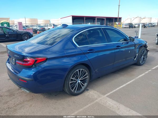 2022 BMW 530E — I4