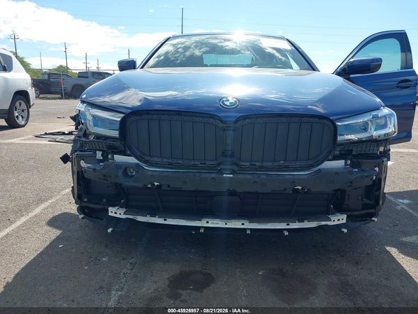 2022 BMW 530E — I6