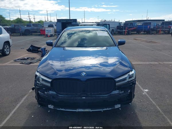 2022 BMW 530E — I115
