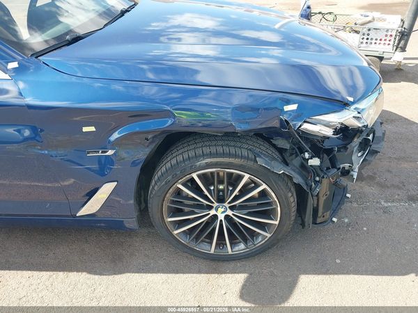 2022 BMW 530E — I152