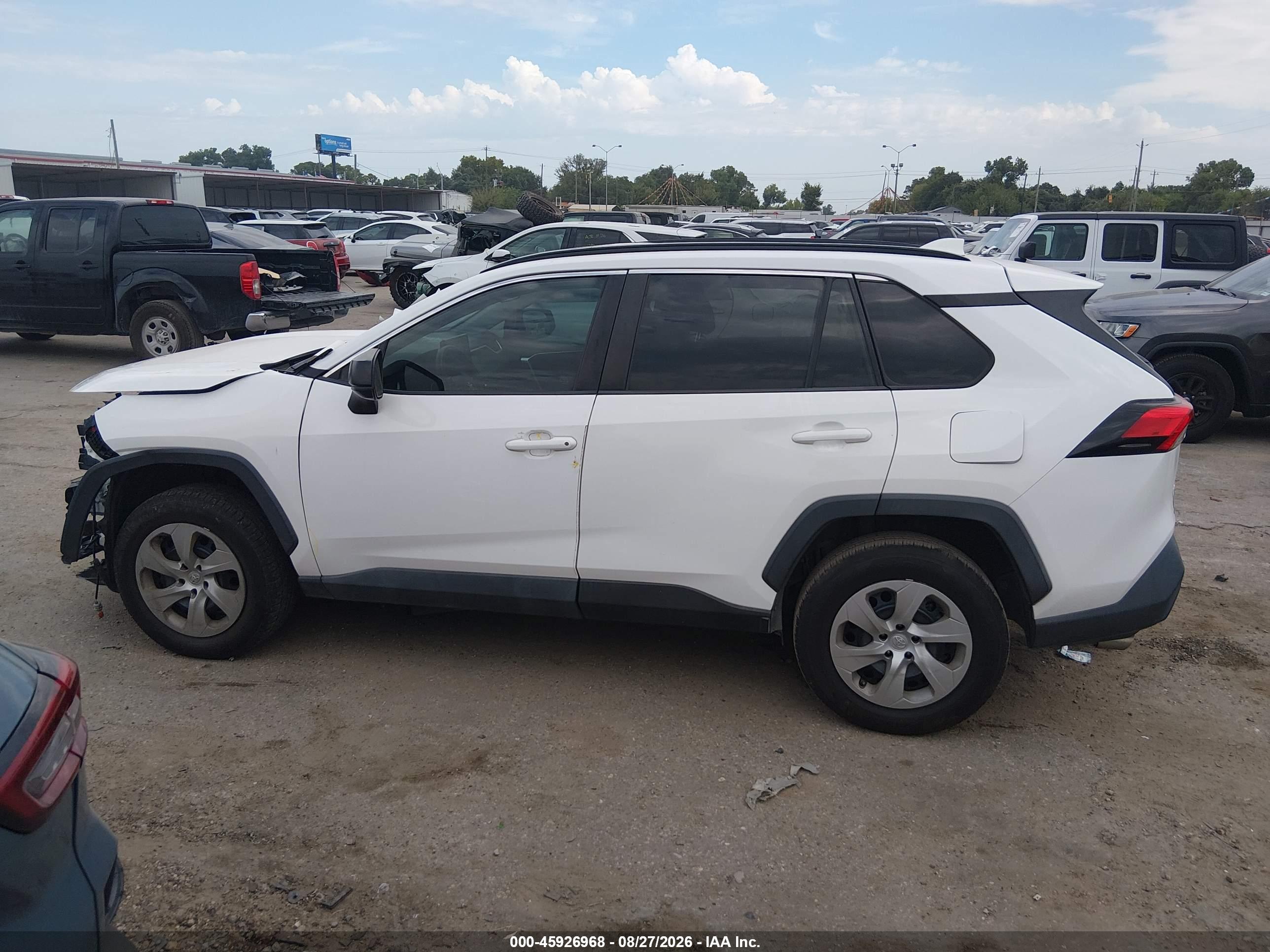 2019 TOYOTA RAV4 LE