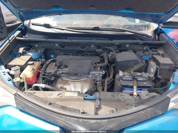 2017 TOYOTA RAV4 SE