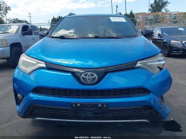2017 TOYOTA RAV4 SE
