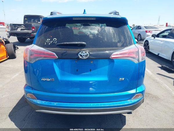 2017 TOYOTA RAV4 SE