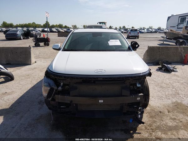 2025 HYUNDAI KONA SE