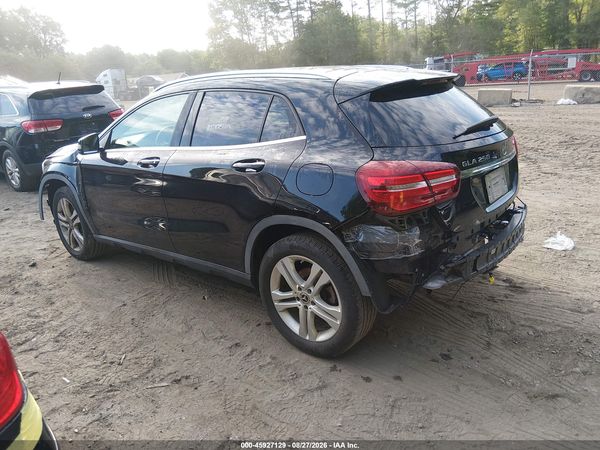 2020 MERCEDES-BENZ GLA 250 4MATIC — I3
