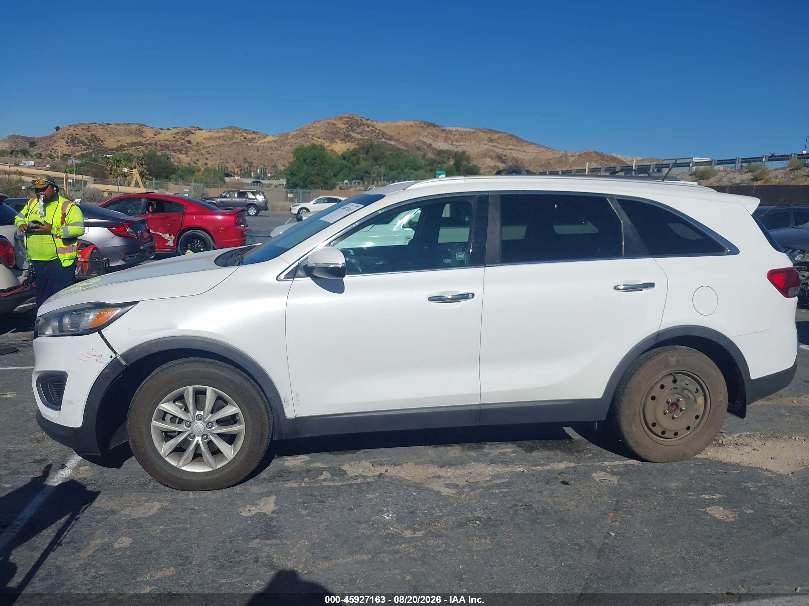 2016 KIA SORENTO 2.4L LX