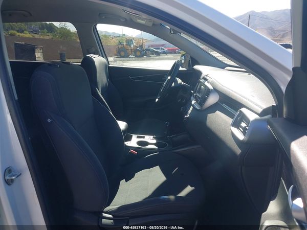 2016 KIA SORENTO 2.4L LX
