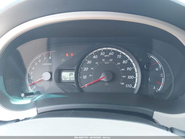 2014 TOYOTA SIENNA LE V6 8 PASSENGER